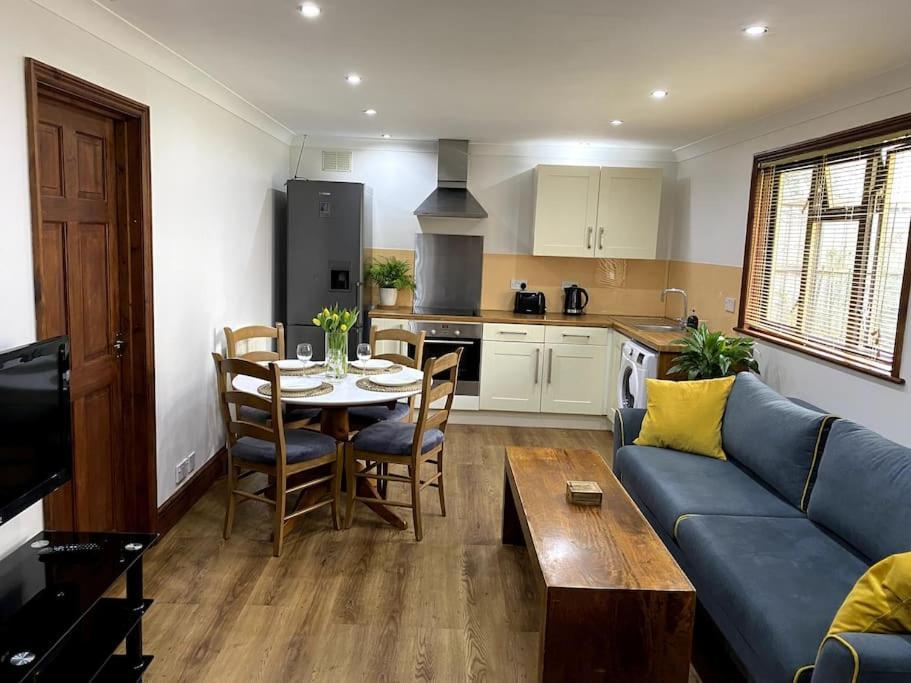 Garden Flat In Апартаменты Лондон